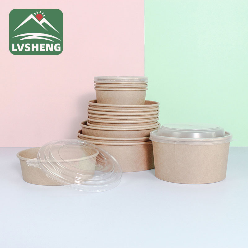 Salad lấy đi hộp đựng với nắp